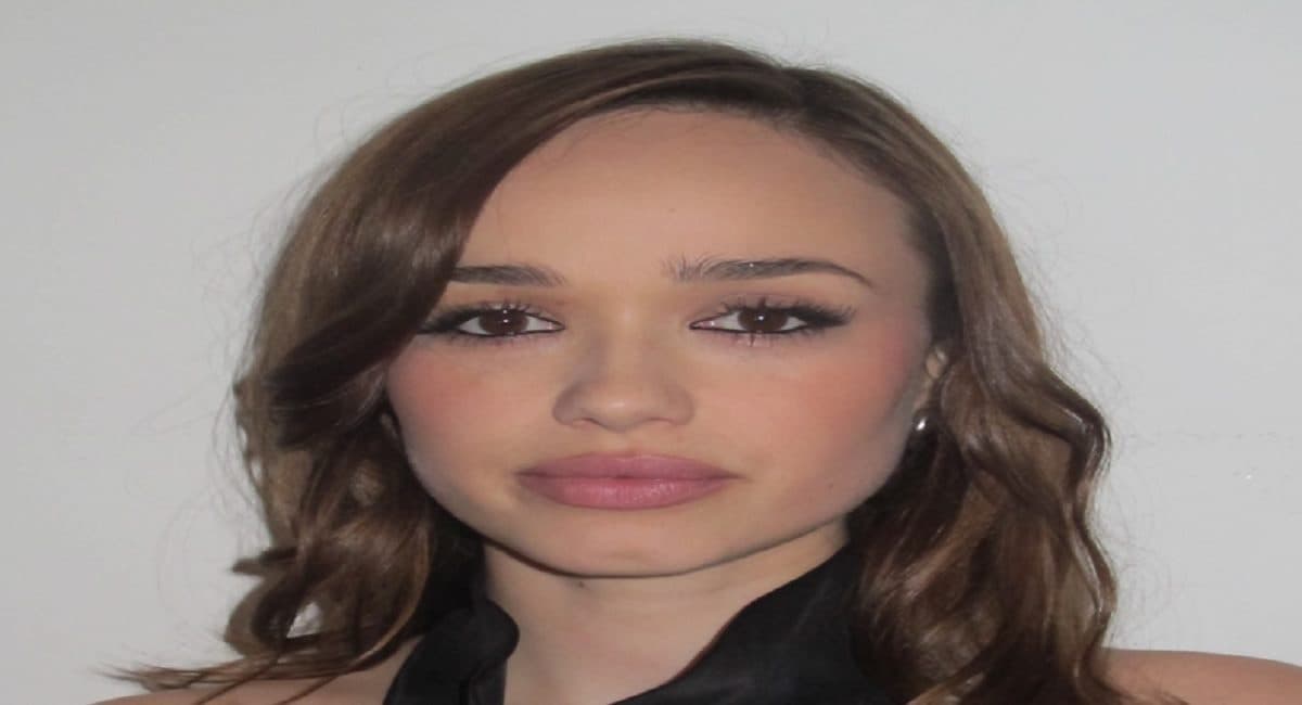 Rose Williams: Bio, Age, Height, Life, Family, Career, Net Worth, Movies, Awards & More